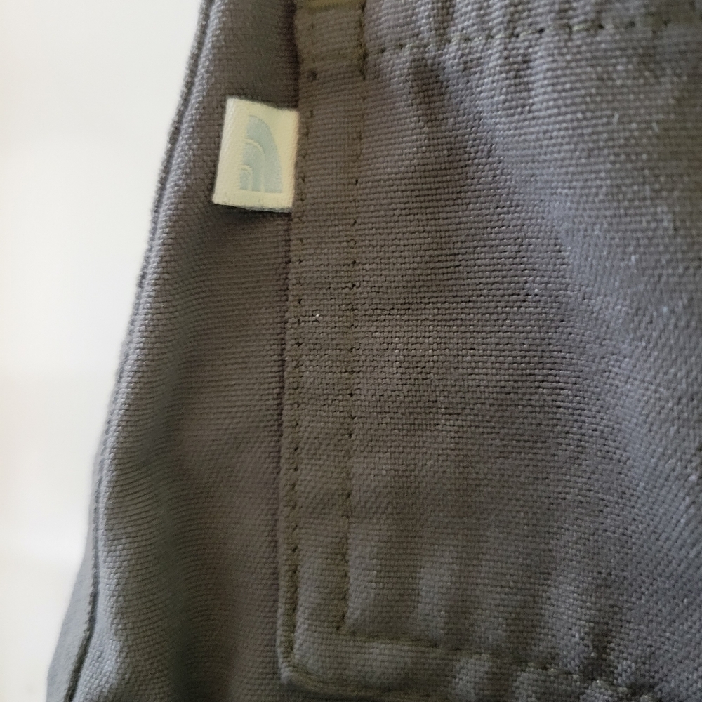 ❤️ 3 for $35 THE North Face shorts womens high waist olive green gray size 8 - Picture 3 of 6